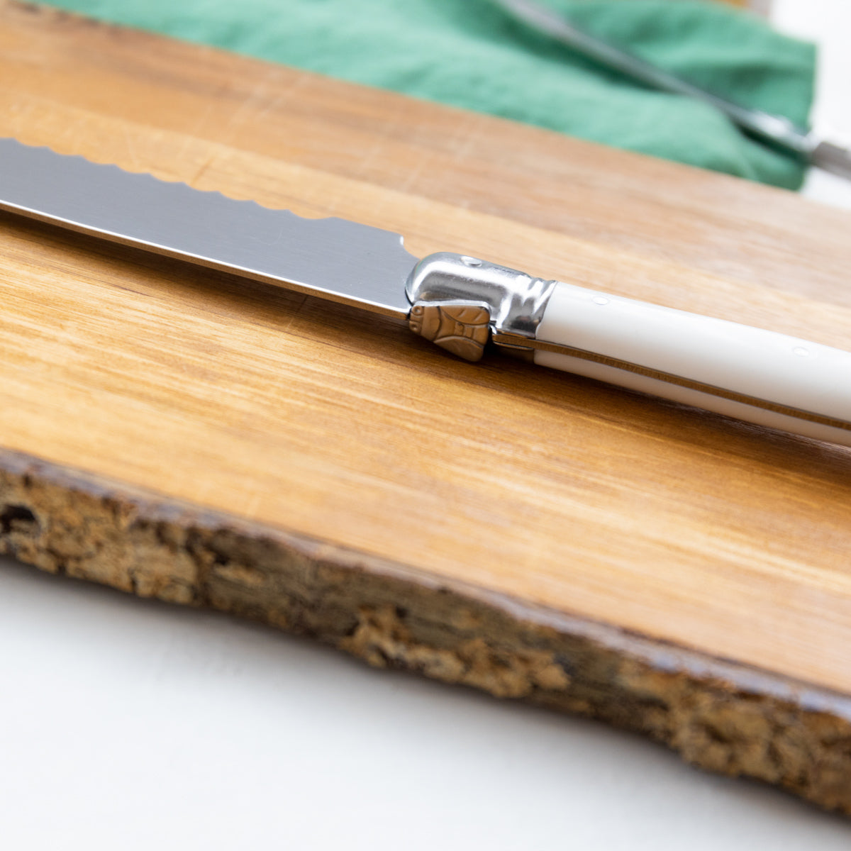 ジャンデュボ ライヨール ブレッドナイフ　Jean Dubost Laguiole　bread knife
